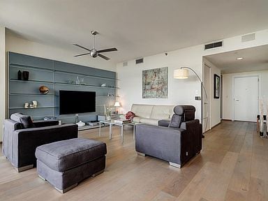 Building Photo - Apartment for Rent