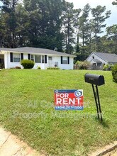 Building Photo - 2101 Holly Hill Dr
