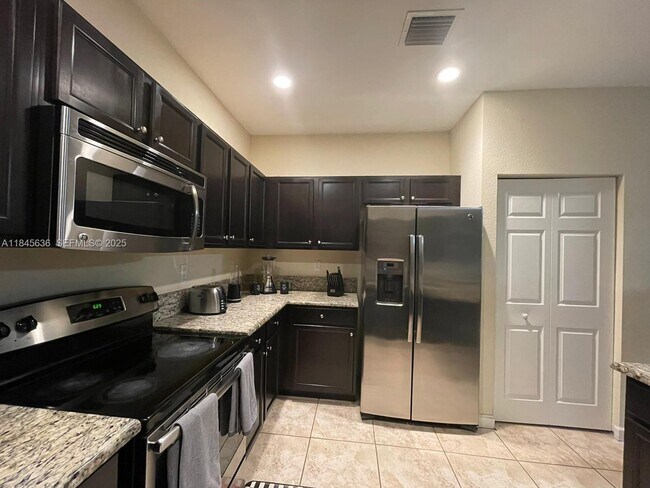 Foto del edificio - 8878 W 33rd Ave