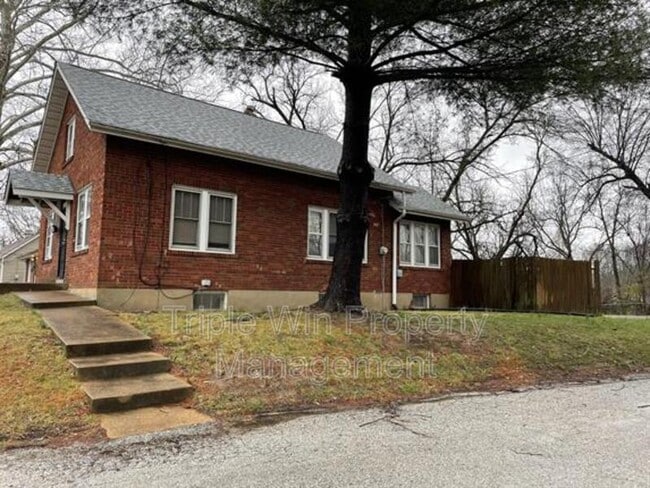 Building Photo - 424 Abston St