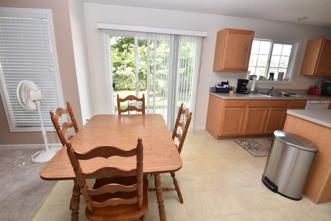 Building Photo - Ridgemont Crossing 2 bed 2 bath