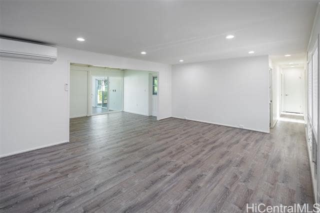 Building Photo - 1458 Akialoa Pl