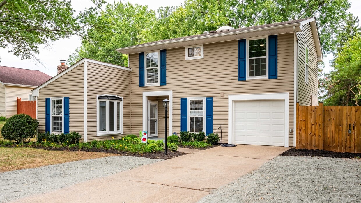 Primary Photo - 4112 Galesbury Ln