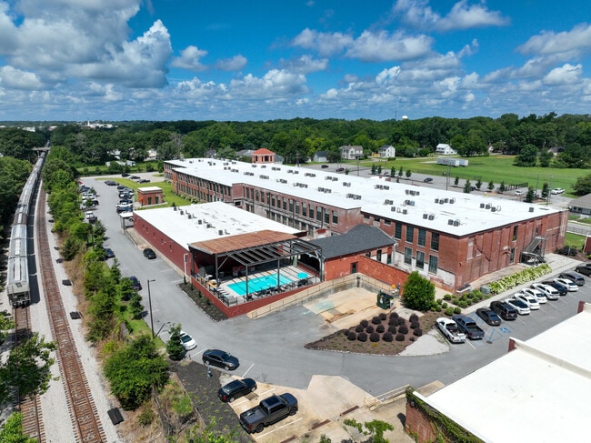 Building Photo - The Lofts of LaGrange