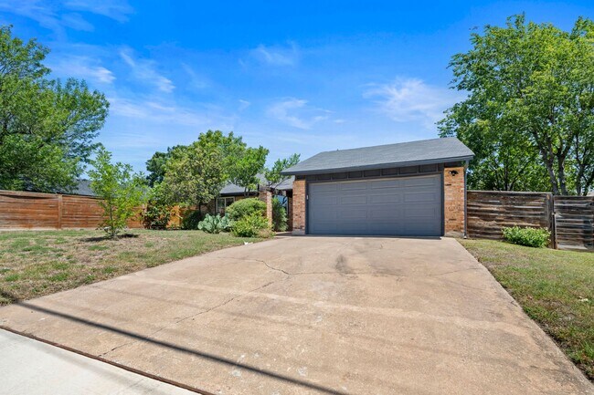 Foto del edificio - 1510 Coronado Hills Dr
