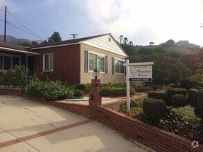 Building Photo - 3154 Jolley Dr