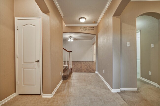 Building Photo - 17250 Lafayette Hollow Ln