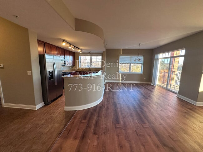 Foto del edificio - 1 Itasca Pl