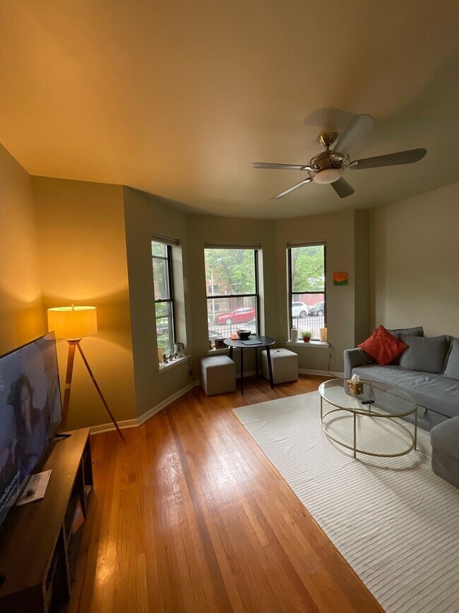 Foto del edificio - 902 W Grace St