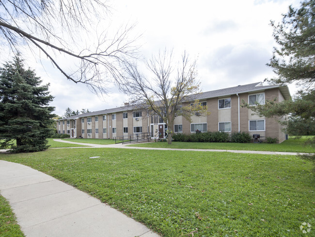 Prairie View Apartments - Apartments in North Chicago, IL | Apartments.com