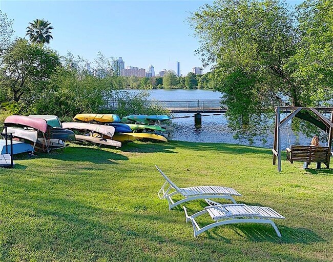 Foto del edificio - 1818 S Lakeshore Blvd