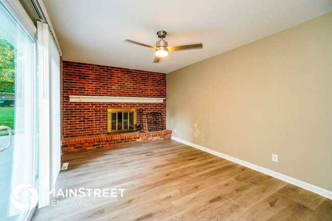 Foto del edificio - 6020 Dakar Rd E