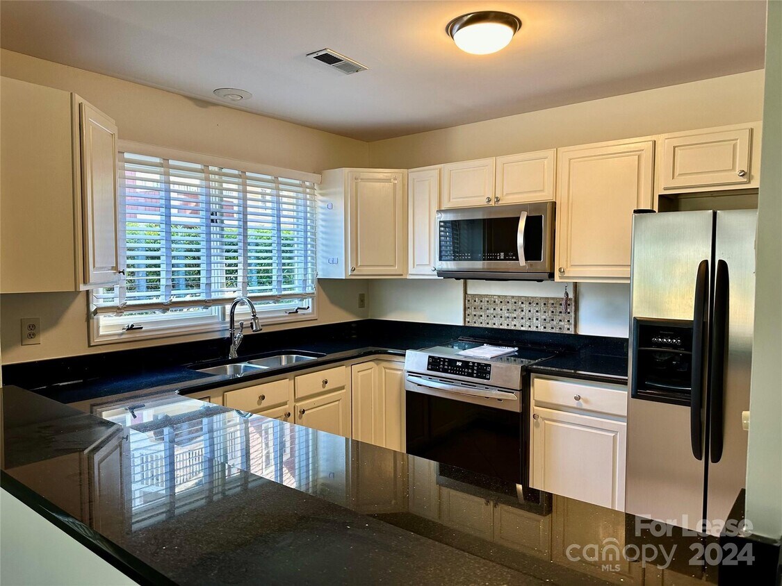 837 Southwest Dr Unit 37, Davidson, NC 28036 Condo for Rent in