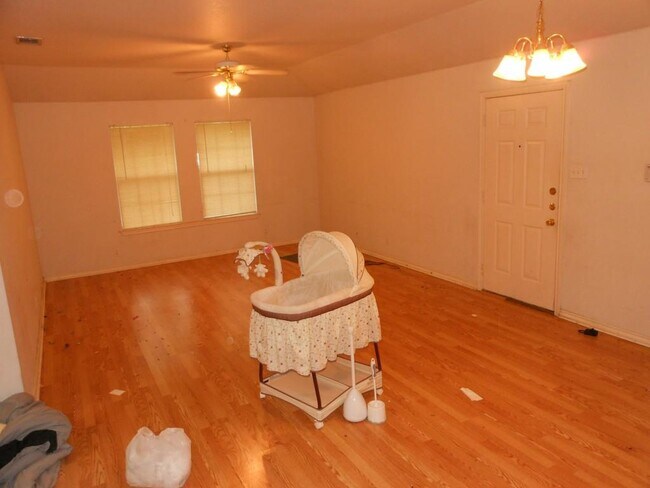 Building Photo - 13328 Water Oak Ln