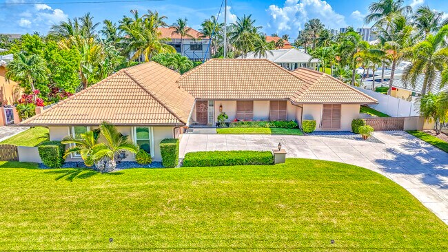 Foto del edificio - 1090 Fairview Ln