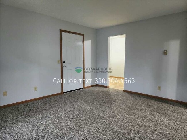 Building Photo - 7270 Stuhldreher St NW