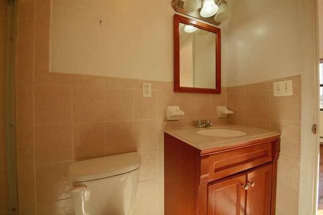 Foto del edificio - 473 Willis Ave