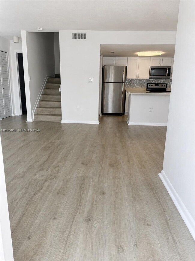 Foto del edificio - 4500 SW 68th Ct Cir