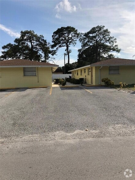 Building Photo - 2746 Austin St