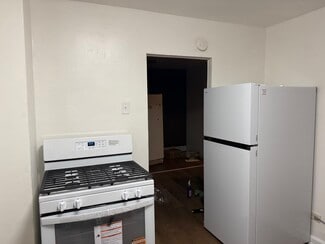 Building Photo - 1318 Wood St