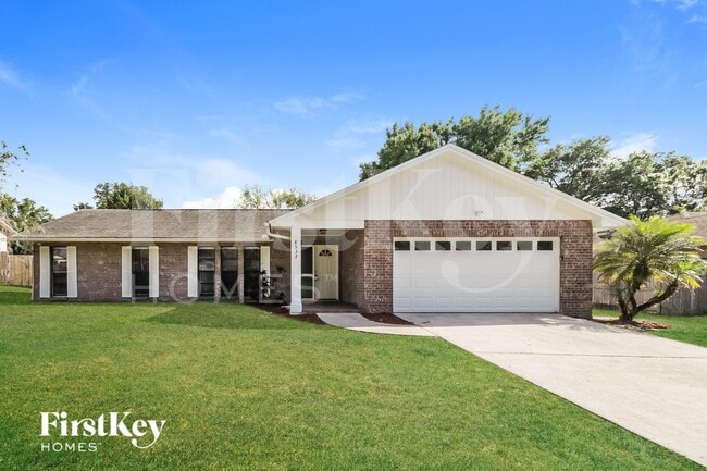 Building Photo - 8532 Park Highland Dr