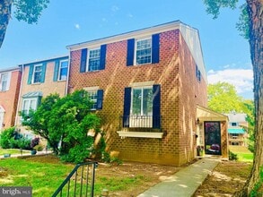 Building Photo - 1 Crotona Ct