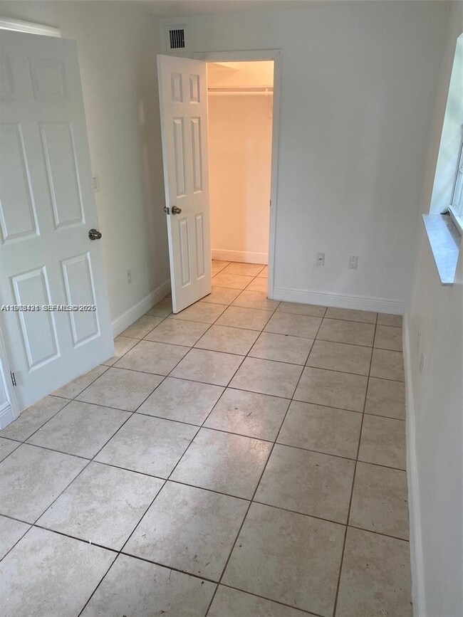 Foto del edificio - 7390 SW 30th Terrace