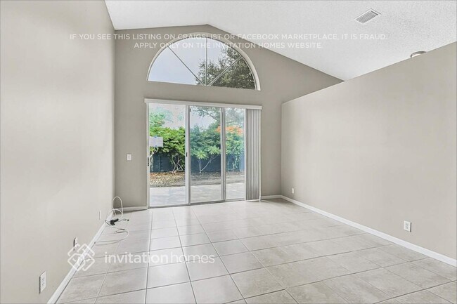 Foto del edificio - 7704 Thornlee Dr