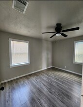 Building Photo - 2817 Rosemary Ln
