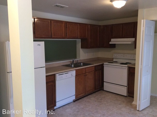 Building Photo - 3 br, 2.5 bath House - 7711 Bernadette Lane