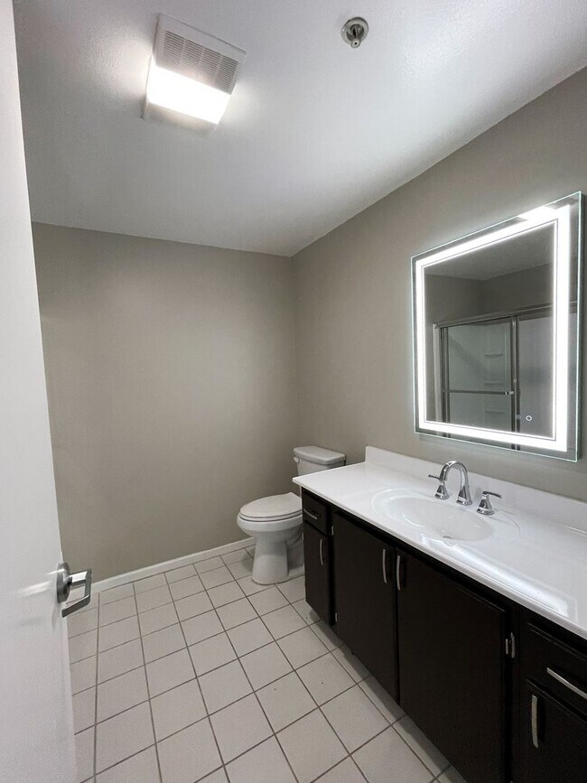 Foto del interior - Hawthorne Regency Apartments