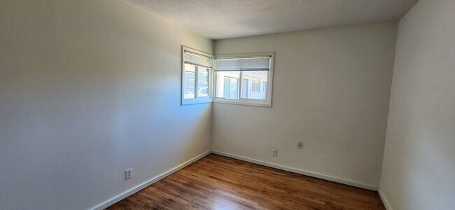 Foto del edificio - 2208-2208 NE 80th Ave