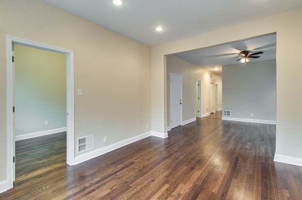 Building Photo - 2305 N Avers Ave
