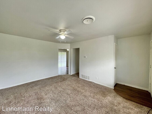 Foto del edificio - 3 br, 1 bath House - 3101 Zephyr Rd