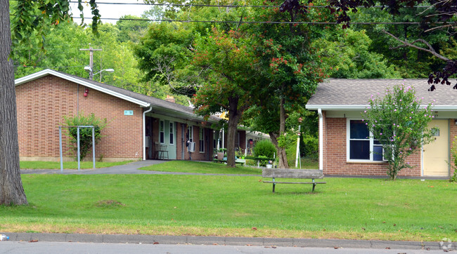 Building Photo - Glen Apartments