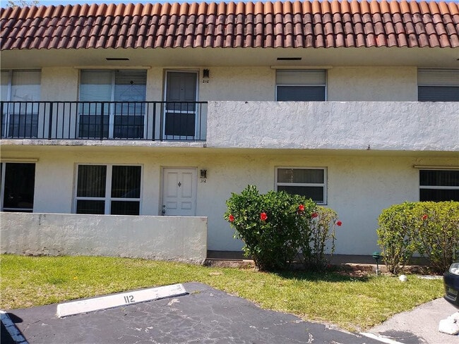 Building Photo - 55 SE 14th St