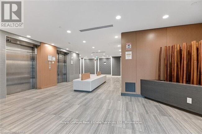 Building Photo - 128 Grovewood Common