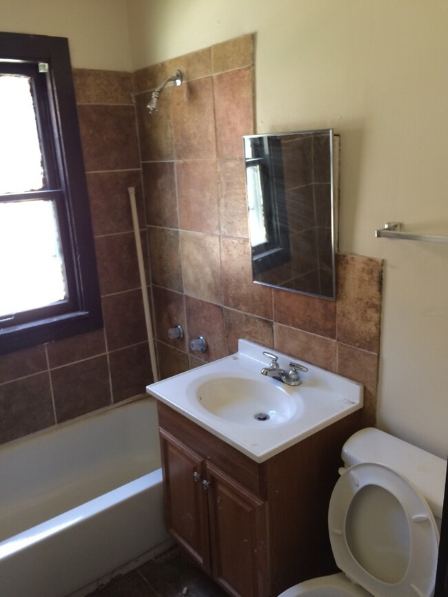 Building Photo - 2624-26 N 37th Street