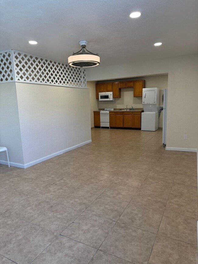 Building Photo - 1259 Morena Blvd