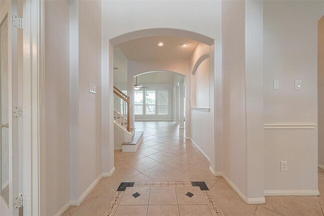 Foto del edificio - 1415 Kennewick Ct