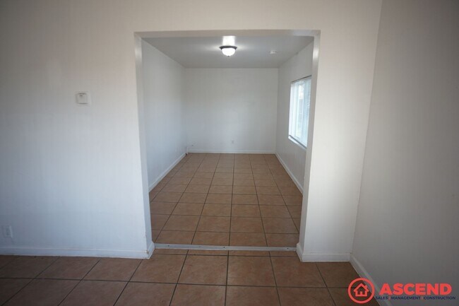 Foto del edificio - 430 Crawford St