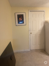 Building Photo - 7506 Pond View Ct