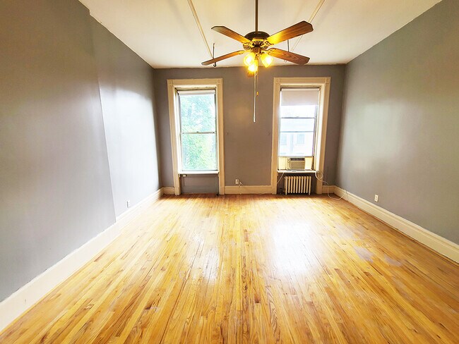 Foto del edificio - 342 W 122nd St