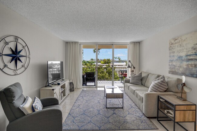 Foto del edificio - 3581 S Ocean Blvd