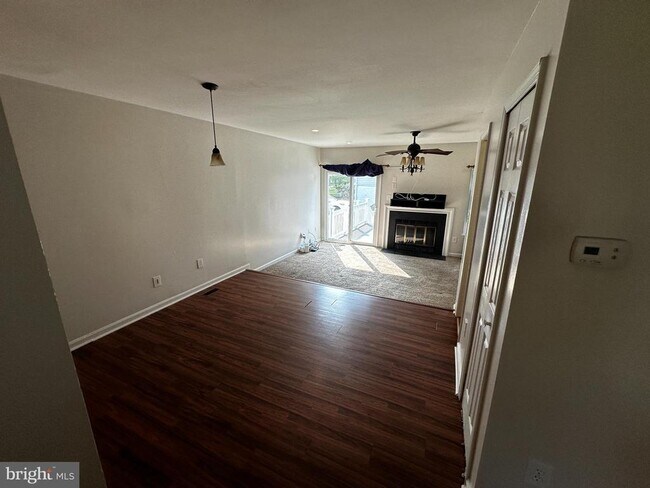 Foto del edificio - 9607 Clocktower Ln