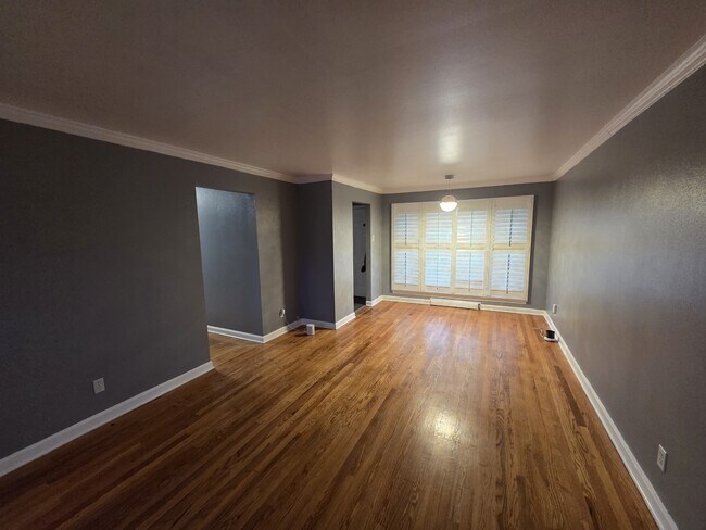 Foto del edificio - 1358 Highmont Dr