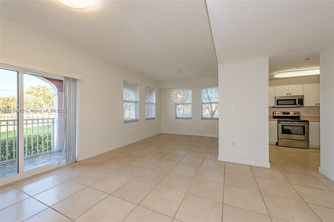 Foto del edificio - 10901 NW 83rd St