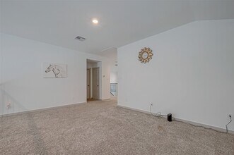 Building Photo - 6850 Amber Clf Ln
