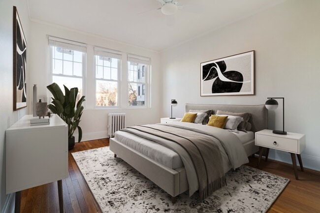 Building Photo - 321 Tappan St