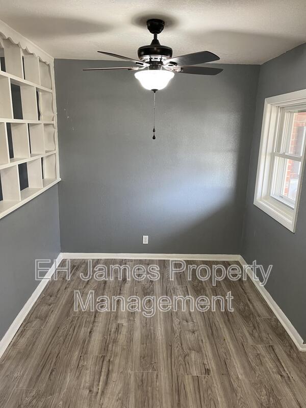 Foto del edificio - 8014 E 2nd St